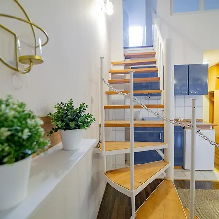 アパート Micic *